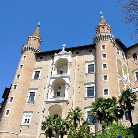 Casteldurante شقة أوربانيا