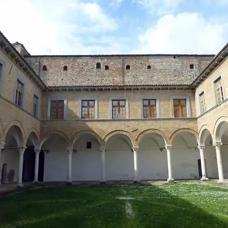 Apartment Casteldurante Urbania