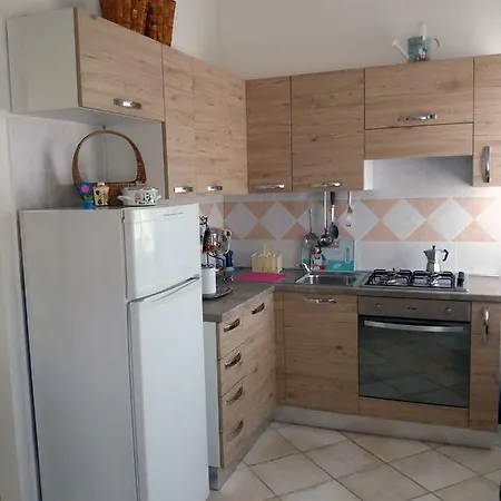 Casteldurante شقة